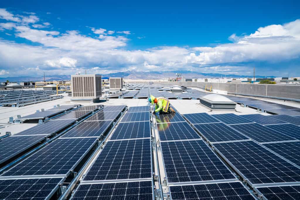 Las Vegas City Hall - Bombard Renewable Energy